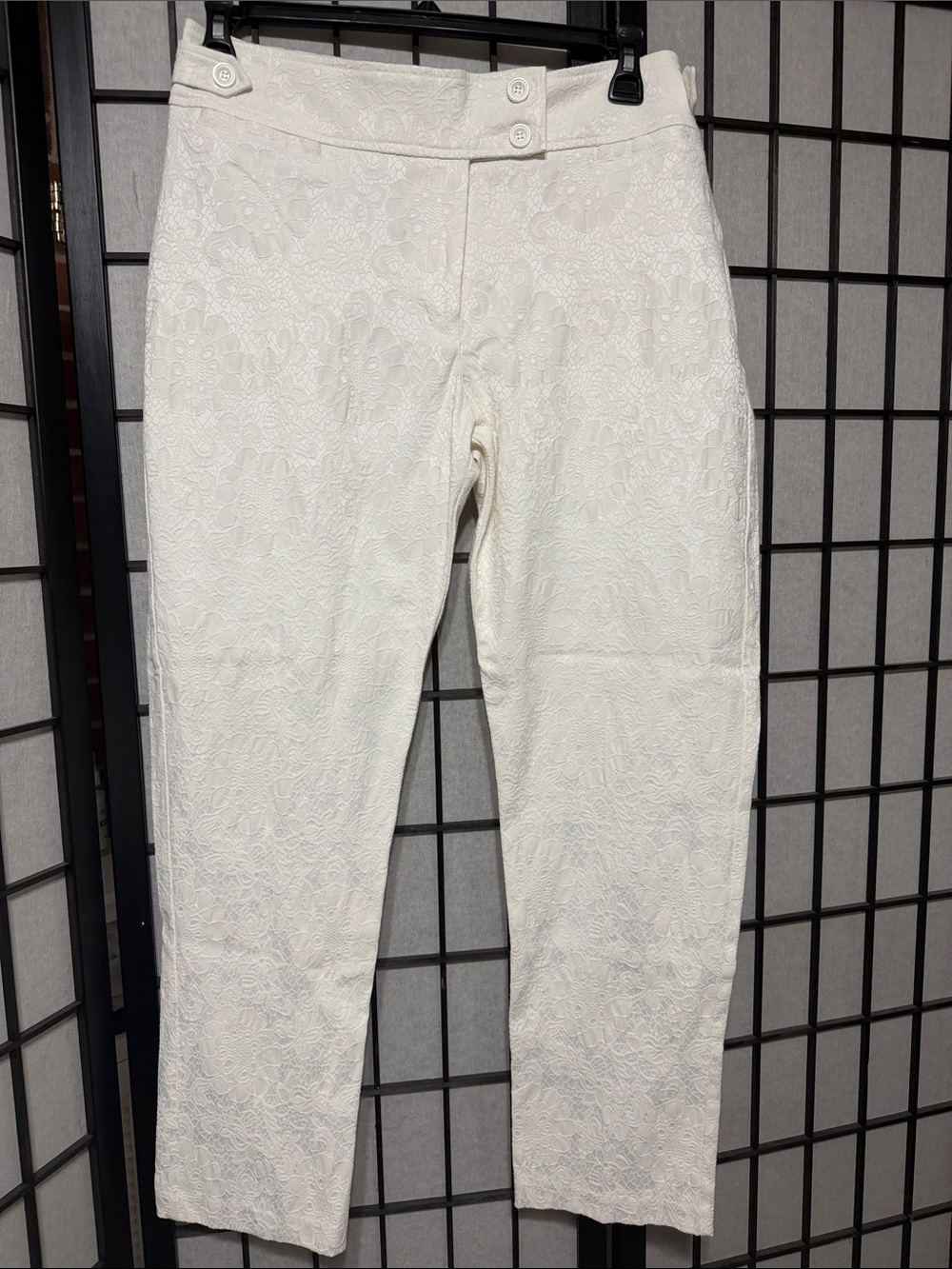 Soho Apparel White Textured Cropped Pants
